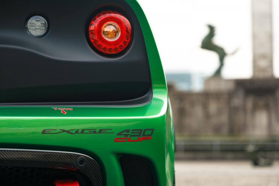 Детали экстерьера Lotus Exige Cup 430 2018 года  (JP) (фото 12 из 20)